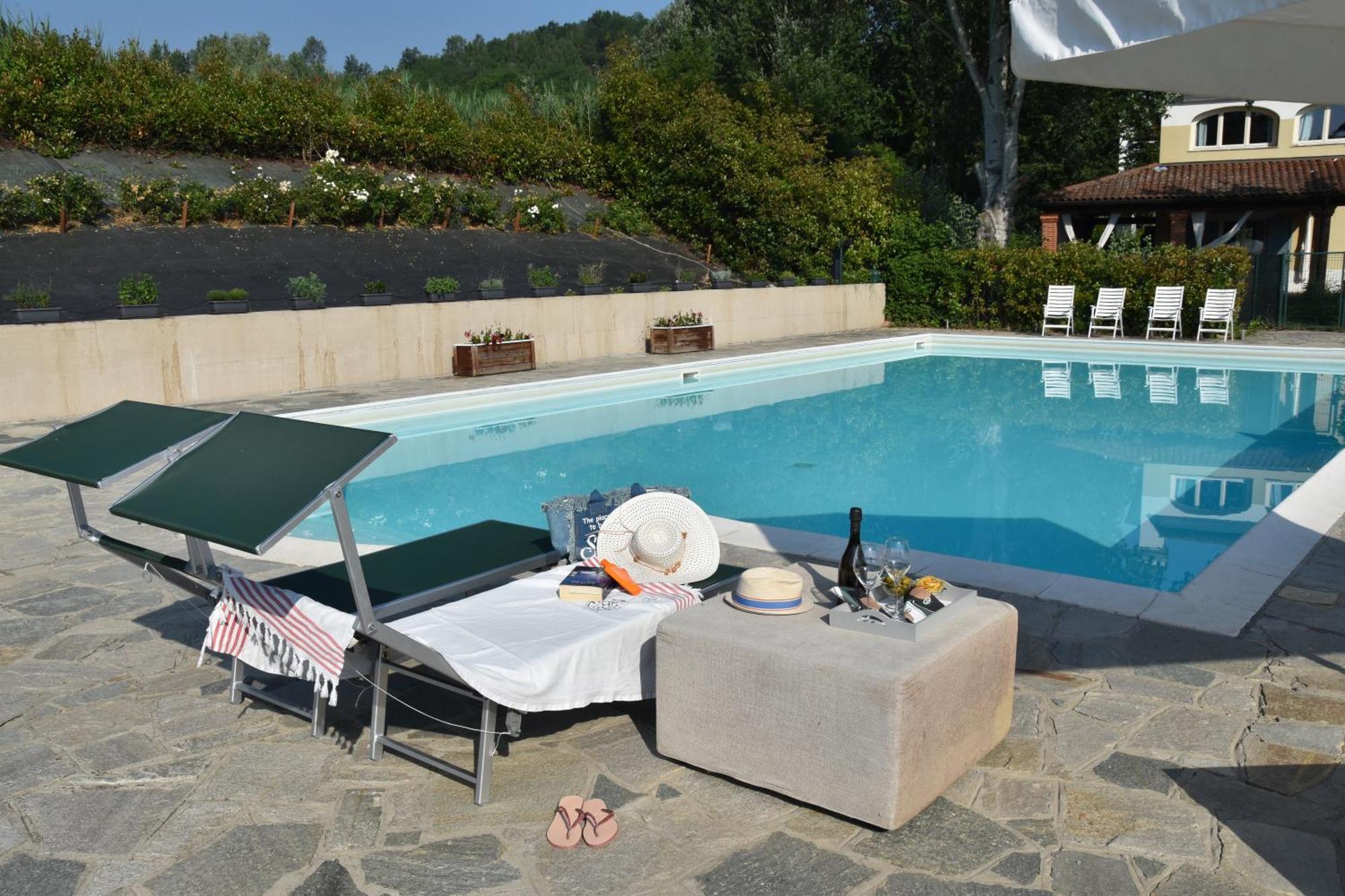 Aura Loving Home Con 4 Posti Letto, Cucina Completa, Terrazzo Ed Un Grande Parco Verde Serravalle d'Asti Exteriér fotografie