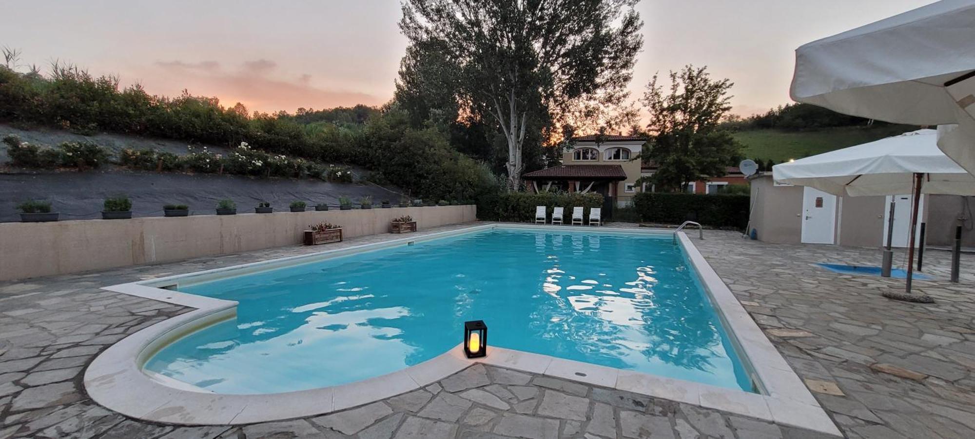 Aura Loving Home Con 4 Posti Letto, Cucina Completa, Terrazzo Ed Un Grande Parco Verde Serravalle d'Asti Exteriér fotografie
